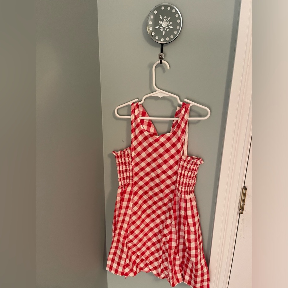 Vintage 1970s “Youngland” Sun dress. Girls Size 5. Used. See photos.